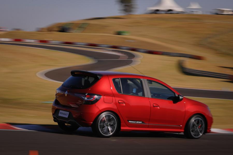  Renault Sandero R.S. 2019 года  (фото 9 из 49)